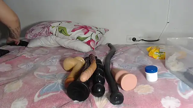 ruby07 online show from 10/25/25, 03:12