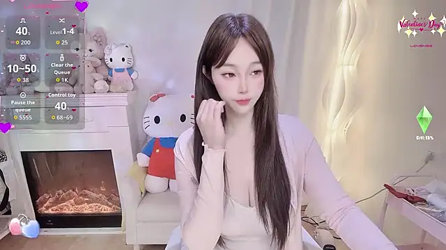 Kiss-18 online show from 11/22/25, 01:59