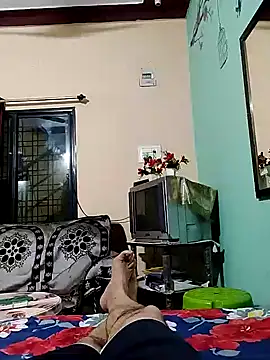 roadtucker123 online show from 02/03/25, 03:17