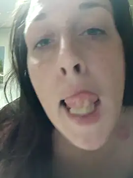 Snapshot of PhatAss_Kummmilla chatting on 09/28/25, 09:27 PhatAss Kummmilla online show from 09/28/25, 09:27