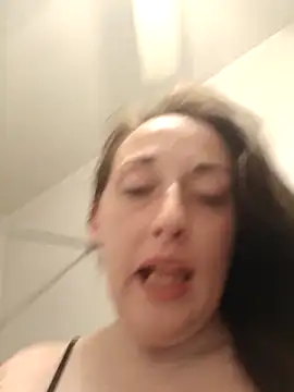 Snapshot of PhatAss_Kummmilla chatting on 09/21/25, 07:46 PhatAss Kummmilla online show from 09/21/25, 07:46