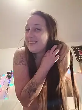 Snapshot of PhatAss_Kummmilla chatting on 10/24/25, 12:59 PhatAss Kummmilla online show from 10/24/25, 12:59