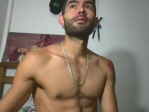 hideonbush051 online show from 04/22/26, 11:28