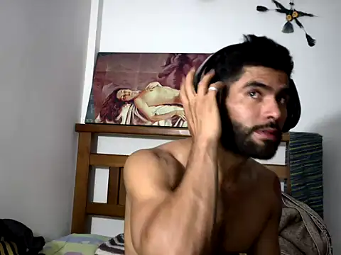 hideonbush051 online show from 12/04/25, 03:05