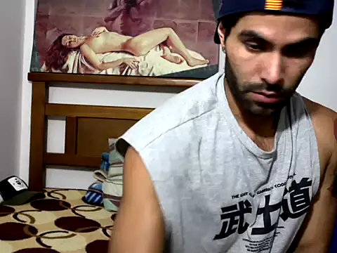 hideonbush051 online show from 11/11/25, 12:00