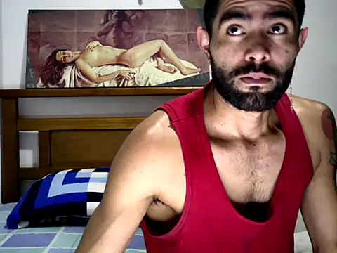 hideonbush051 online show from 10/04/25, 11:56