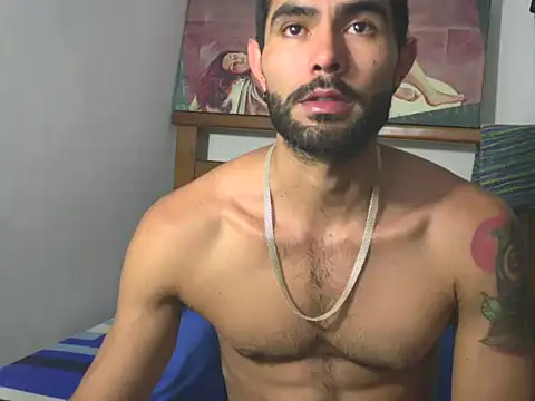 hideonbush051 online show from 02/12/26, 03:45