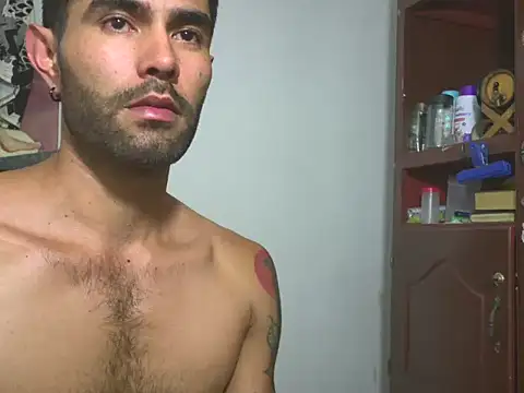 hideonbush051 online show from 01/09/26, 02:51