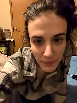 rileyyb  online show from 02/09/26, 11:47