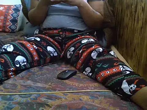 NATASHA LUCKY online show from 12/20/25, 05:54