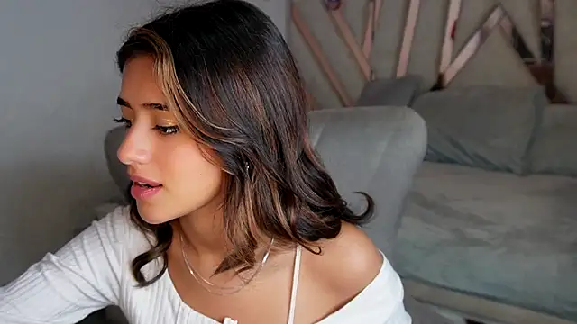 Rebecca 055 online show from 12/20/25, 09:50