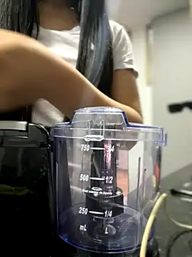 Salome golvert online show from 11/12/25, 09:07