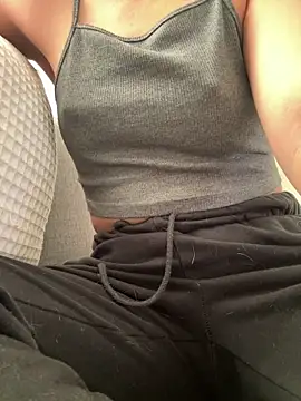 Salome golvert online show from 12/19/25, 04:20