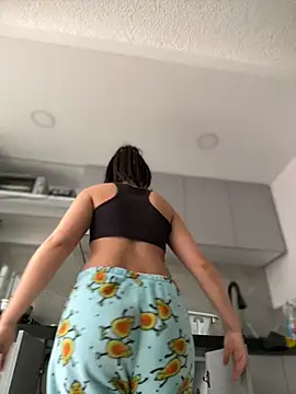 Snapshot of Salome_golvert chatting on 09/14/25, 04:07 Salome golvert online show from 09/14/25, 04:07