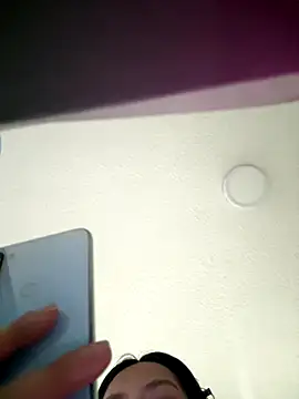 Salome golvert online show from 11/08/25, 10:13