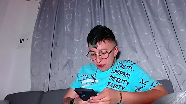 Sexyboy 666 online show from 11/25/25, 06:36