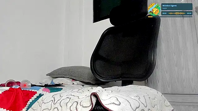 Snapshot of Sexyboy_666 chatting on 09/23/25, 04:30 Sexyboy 666 online show from 09/23/25, 04:30