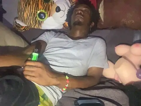 SlimeCrownzOut5 online show from 11/16/25, 12:26