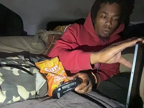 SlimeCrownzOut5 online show from 11/03/25, 04:17