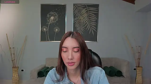 AnaisNin online show from 11/20/25, 04:02