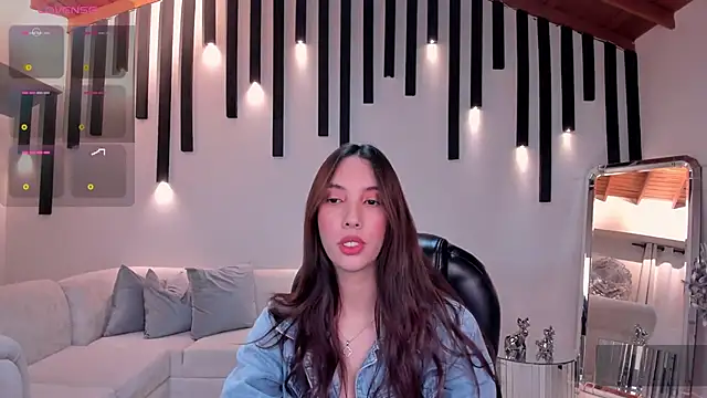 AnaisNin online show from 10/10/25, 03:40