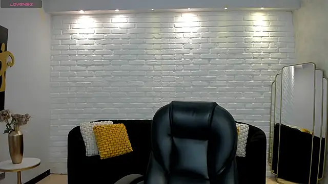 AnaisNin online show from 11/07/25, 03:11