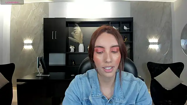 AnaisNin online show from 10/30/25, 03:16