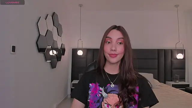 AnaisNin online show from 11/13/25, 03:43