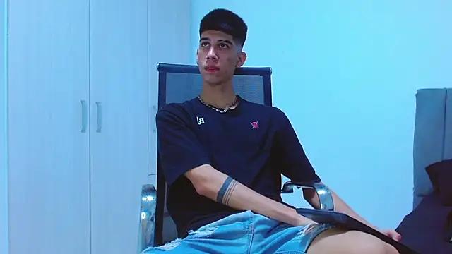 jhony-sex online show from 11/08/25, 12:20