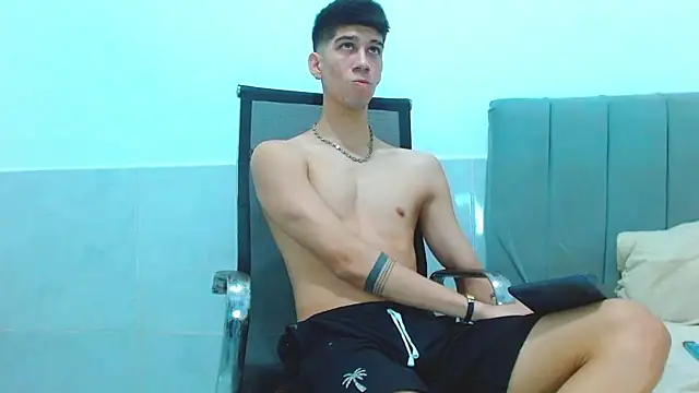 Snapshot of jhony-sex chatting on 02/13/26, 04:23 jhony-sex online show from 02/13/26, 04:23