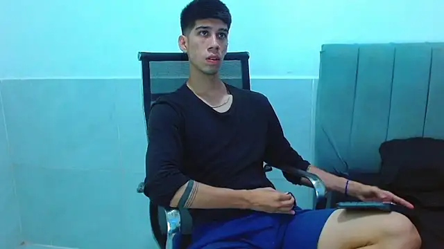 jhony-sex online show from 12/18/25, 10:13