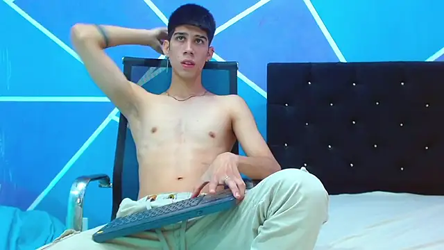 Snapshot of jhony-sex chatting on 02/18/25, 07:21 jhony-sex online show from 02/18/25, 07:21