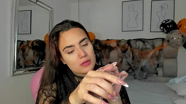 Susan-Sweet-7 online show from 10/25/25, 08:42