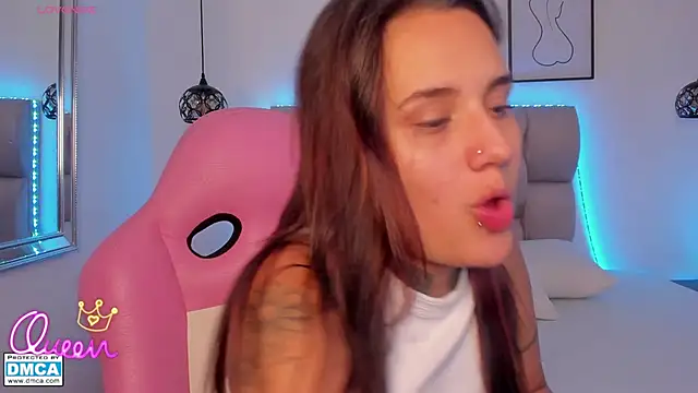 Snapshot of Susan-Sweet-7 chatting on 02/17/26, 07:44 Susan-Sweet-7 online show from 02/17/26, 07:44