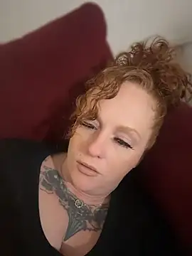 TXTATTOOEDBARBIE online show from 04/21/26, 02:03