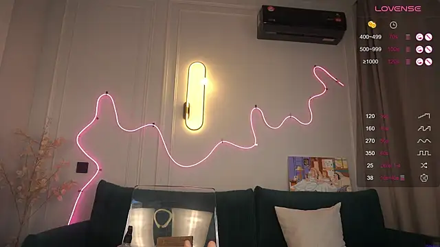 anna54784 online show from 09/12/25, 03:39