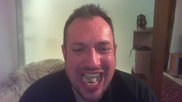 Snapshot of Mike_12hot chatting on 01/14/26, 08:45 Mike 12hot online show from 01/14/26, 08:45