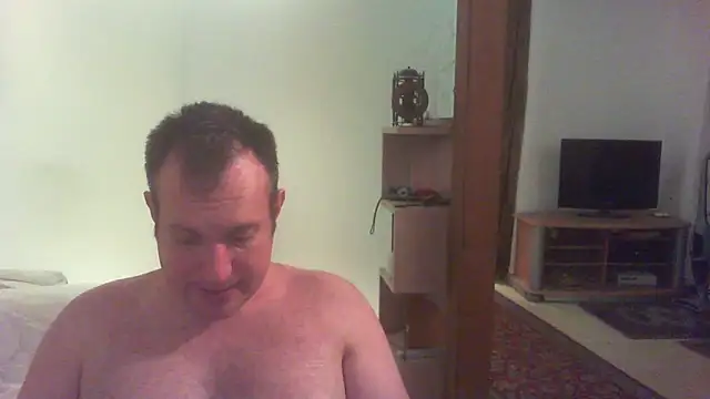 Snapshot of Mike_12hot chatting on 02/24/26, 08:42 Mike 12hot online show from 02/24/26, 08:42