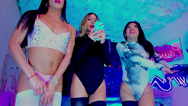 powerfull ts 20 online show from 11/13/25, 08:13