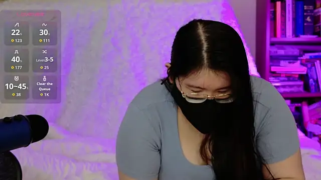 Kara-Nuna online show from 09/30/25, 03:23