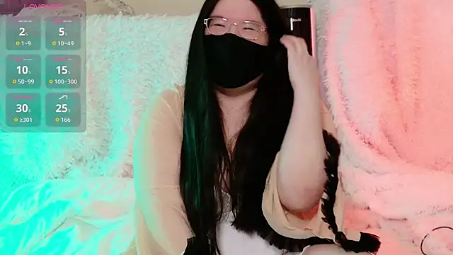 Kara-Nuna online show from 10/21/25, 01:38