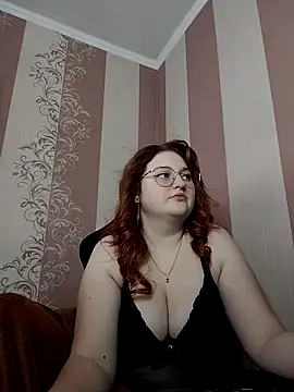 WhiteBellaX online show from 02/16/26, 07:07