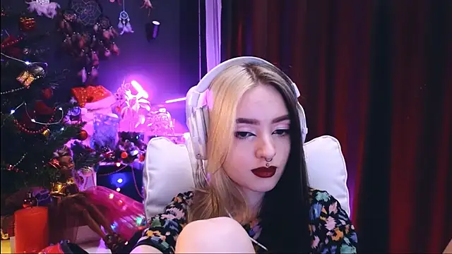 Avi Nile online show from 01/09/25, 01:50