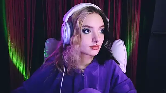 Avi Nile online show from 03/07/25, 02:36