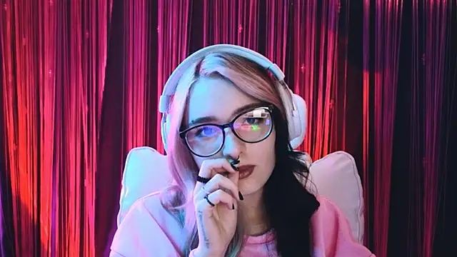 Avi Nile online show from 02/14/25, 03:00