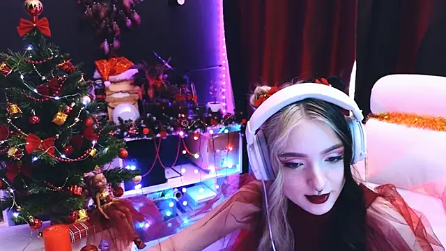 Avi Nile online show from 12/26/24, 02:55