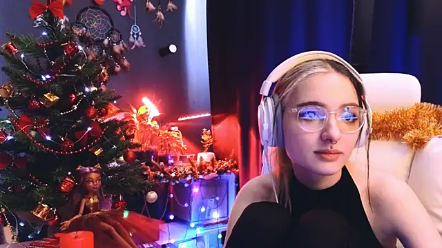 Avi Nile online show from 12/20/24, 05:25