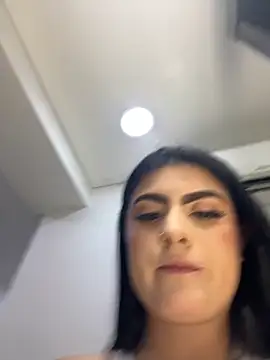 IrisBaker online show from 10/22/25, 09:13