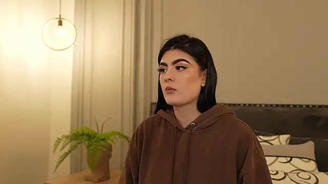 IrisBaker online show from 11/14/25, 09:07