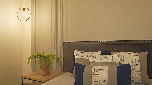 IrisBaker online show from 02/13/26, 10:32